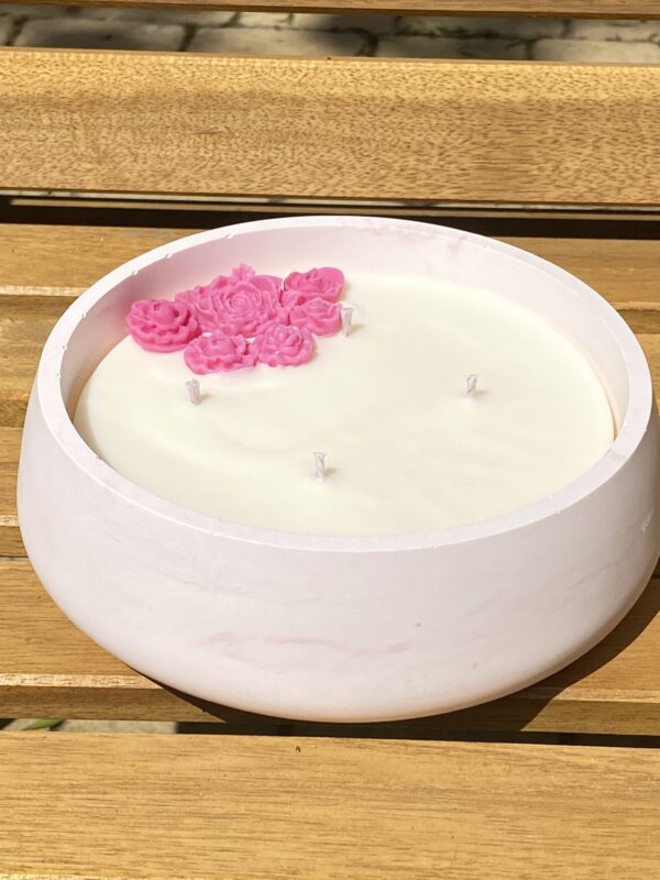 Bougie avec fleurs